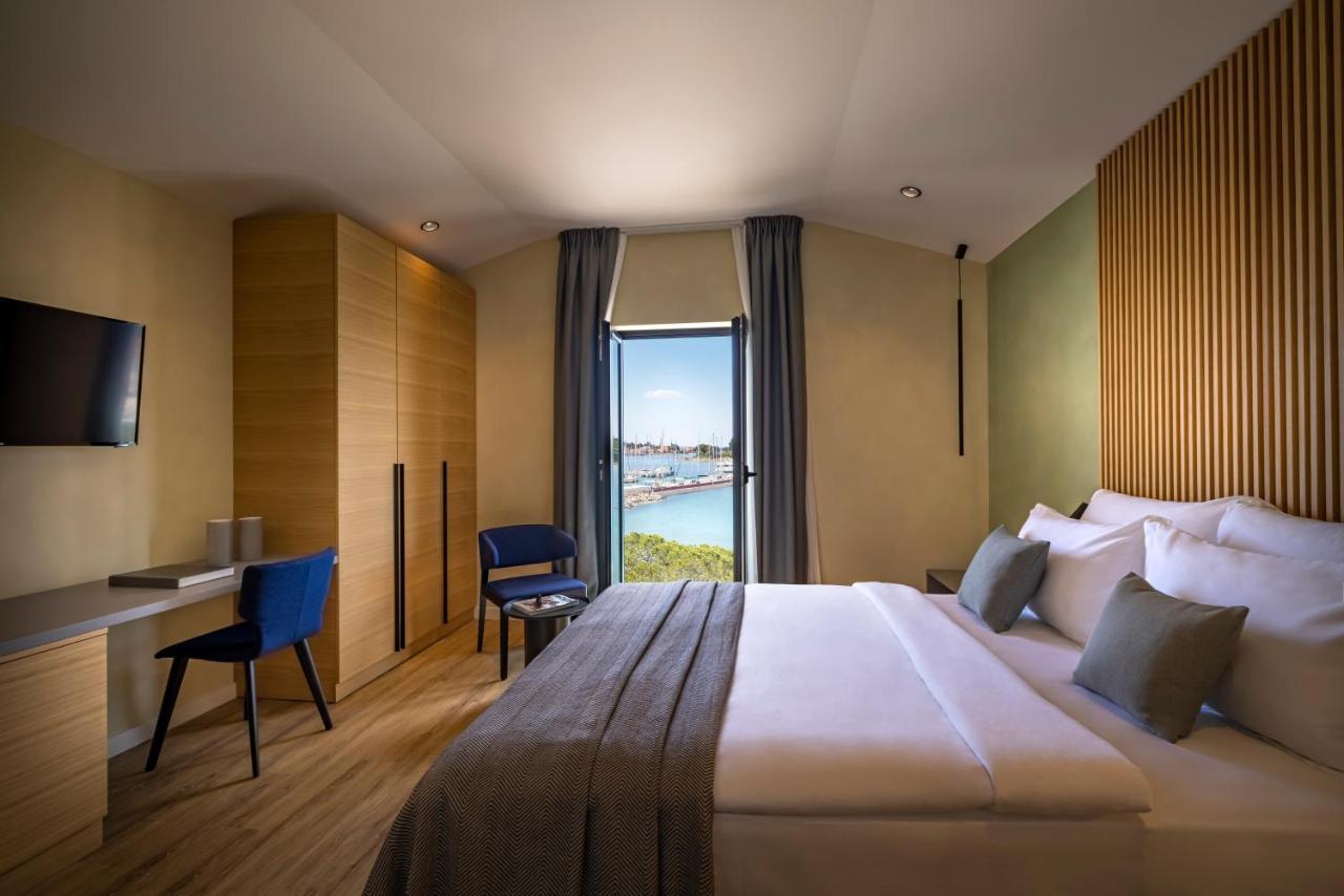 Dunatovi Dvori Heritage Hotel Preko Exteriör bild